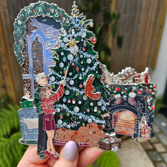 Group: Dramione - Moonlight Festive Pin