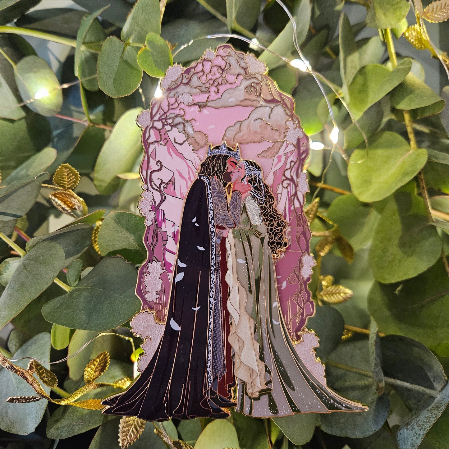 Coronation Pin-on-Pin (Freesia Series)