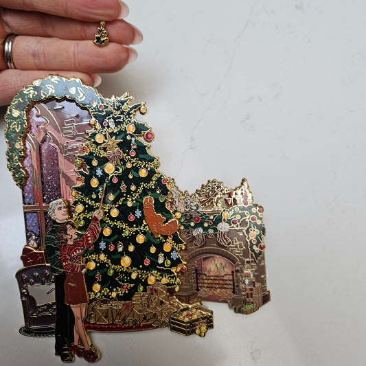 Shop Drop: Dramione Festive Pin